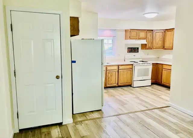 Property at 11 Summit Rd Unit 2, Katonah, NY, 10536, 1 bed, 1 bath, [object Object]
