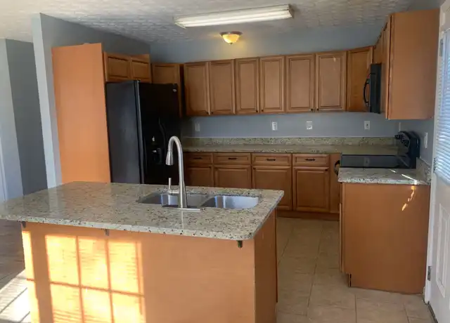 Property at 194 Lake Dr, Atlanta, GA, 30340, 4 beds, 2 baths, [object Object]