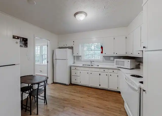 Property at 736 Anderson Dr, Jonesboro, GA, 30236, 1 bed, 1 bath, [object Object]