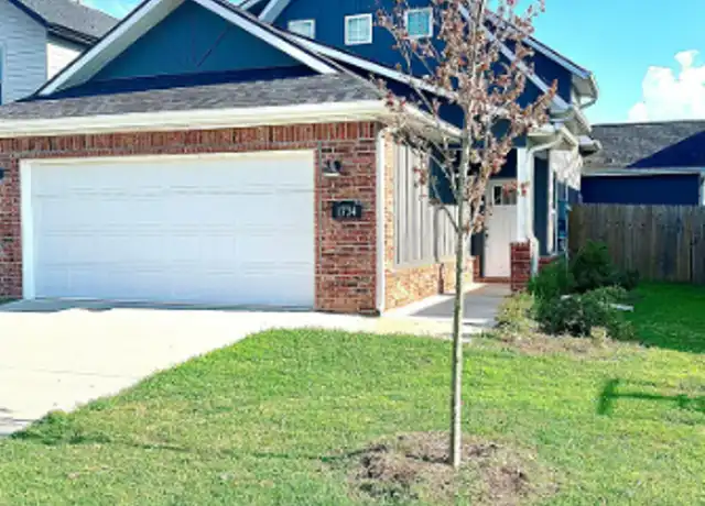 Property at 1734 W Broadway Pl, Rogers, AR, 72758, 3 beds, 2.5 baths, [object Object]