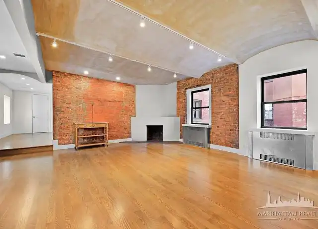 Property at 121 Madison Ave Unit 12B, New York, NY, 10016, 4 beds, 2 baths, [object Object]