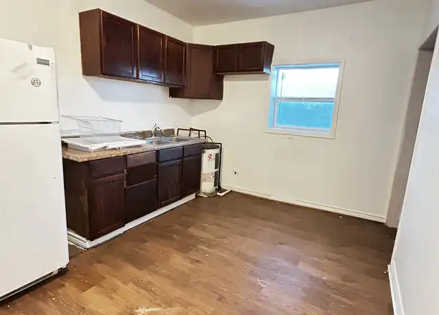 Property at 1303 Bell St Unit 5, Wichita Falls, TX, 76309, 2 beds, 1 bath, [object Object]