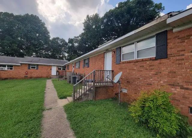 Property at 1004 Fir Pl, Greensboro, NC, 27407, 2 beds, 1 bath, [object Object]
