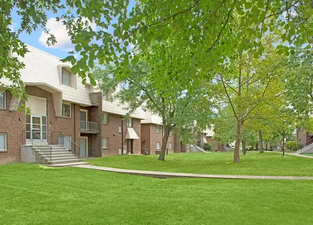 Property at Spring Crossings Apartments - 41 Winterhaven Dr, Newark, DE, 19702, 1-3 bed, 1-2 bath, [object Object]