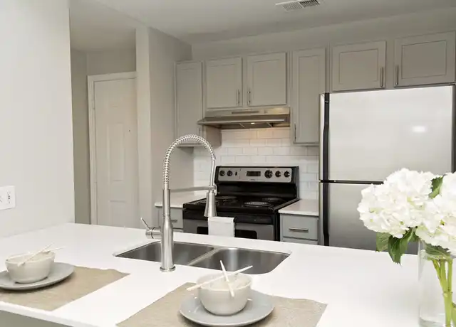 Property at 2216 Winsted Dr Unit 4482, Dallas, TX, 75214, 1 bed, 1 bath, [object Object]