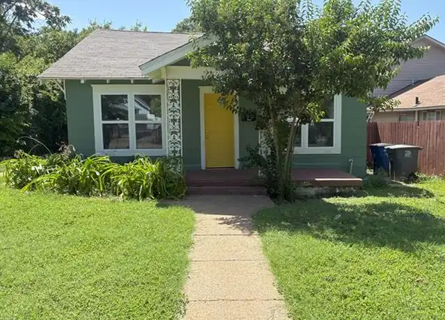 Property at 1227 S Oak Cliff Blvd, Dallas, TX, 75208, 4 beds, 2 baths, [object Object]