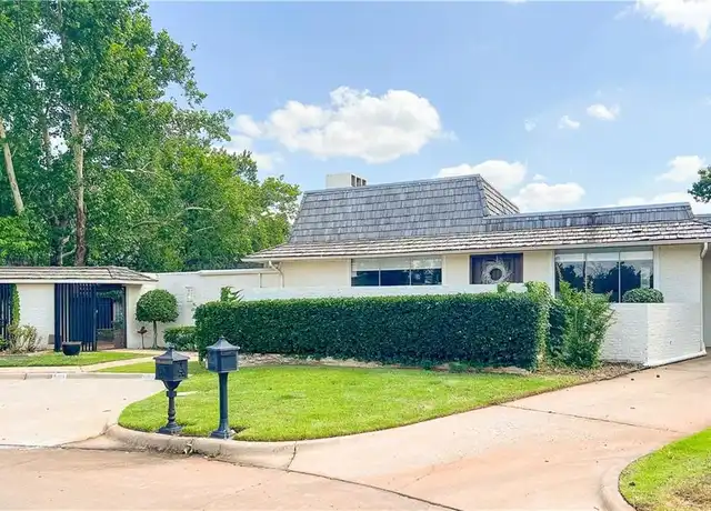 Property at 6301 Christon Ct, Oklahoma City, OK, 73118, 2 beds, 2.5 baths, [object Object]