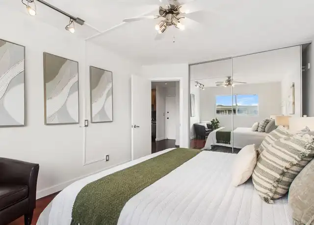 Property at 1645 Emerald St Unit A112, San Diego, CA, 92109, 1 bed, 1 bath, [object Object]