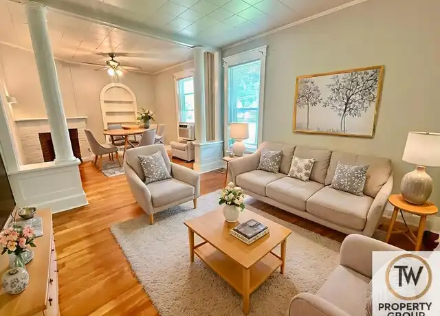 Property at 208 S 9th St Unit 2, Wood River, IL, 62095, 1 bed, 1 bath, [object Object]