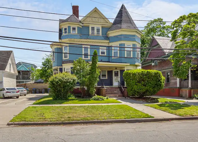 Property at 296 Washington Ave Unit 5, Providence, RI, 02905, 2 beds, 1 bath, [object Object]