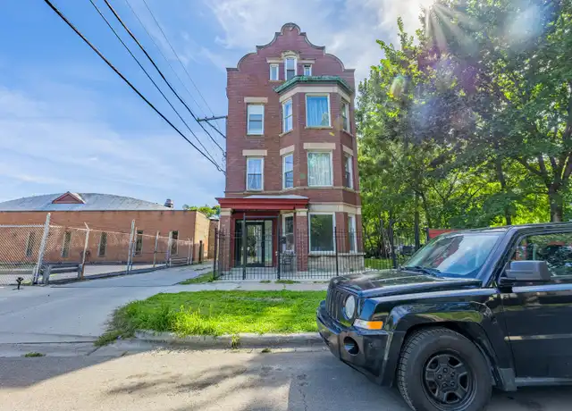 Property at 5115 S Laflin St Unit 1, Chicago, IL, 60609, 3 beds, 1 bath, [object Object]
