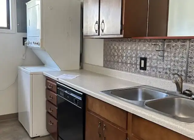 Property at 744 Howard Ave Unit Back House, Billings, MT, 59101, 1 bed, 1 bath, [object Object]