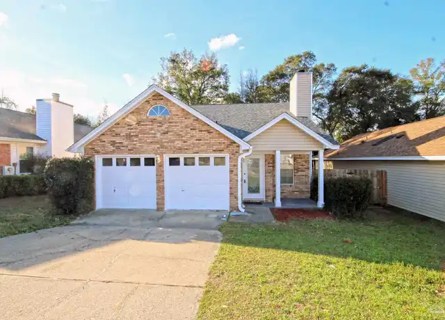Property at 2028 Cambridge Cir, Pensacola, FL, 32514, 3 beds, 2 baths, [object Object]