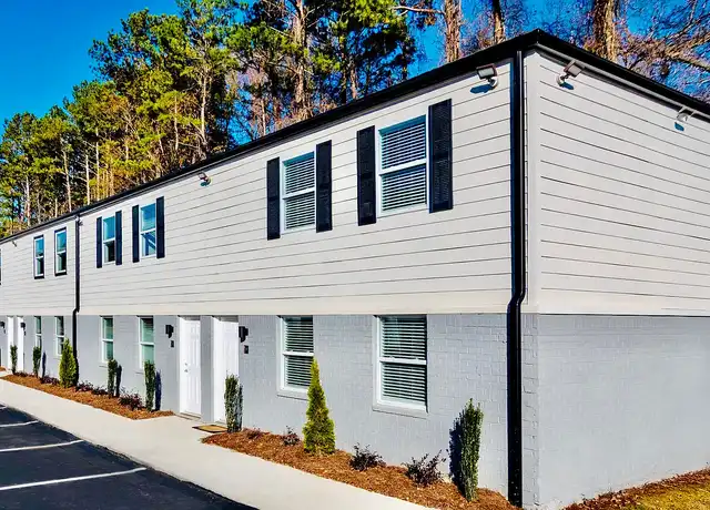 Property at Crystal Gardens LLC - 2601 Roosevelt Hwy, Atlanta, GA, 30337, 0-2 beds, 1-1.5 bath, [object Object]