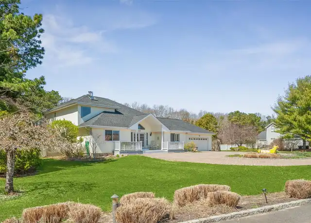 Property at 12 Polo Grounds Ln, East Quogue, NY, 11942, 7 beds, 6.5 baths, [object Object]