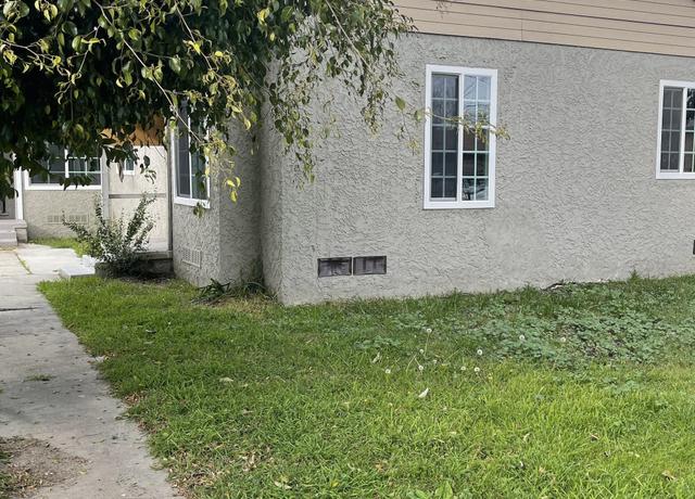 Photo of 335 W Almond St, Compton, CA 90220