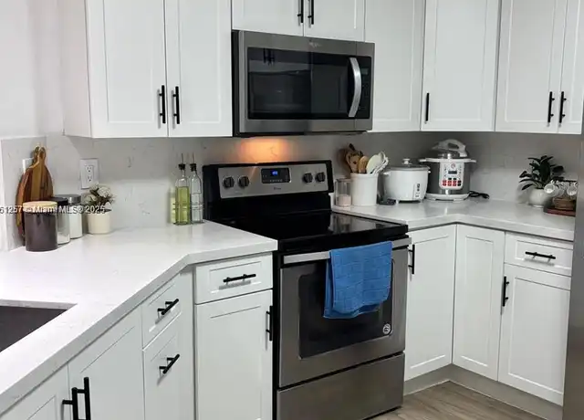 Property at 805 N Franklin Ave Unit 805G, Homestead, FL, 33034, 2 beds, 2 baths, [object Object]