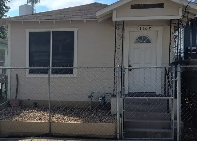Property at 1107 Edwards St, Houston, TX, 77007, 1 bed, 1 bath, [object Object]