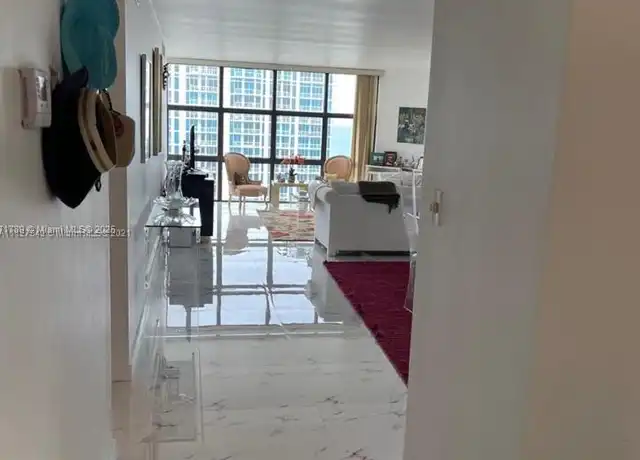 Property at 6423 Collins Ave #1709, Miami Beach, FL, 33141, 2 beds, 2 baths, [object Object]