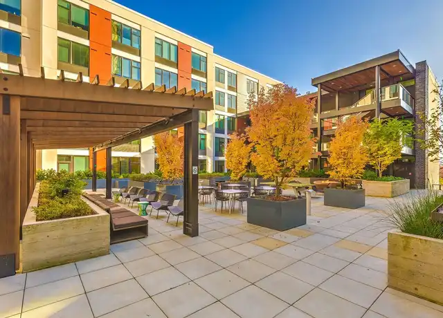 Property at Osprey - 3750 S River Pkwy, Portland, OR, 97239, 1 bed, 1 bath, [object Object]