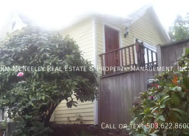 Property at 714 SE Tacoma St, Portland, OR, 97202, 2 beds, 1 bath, [object Object]