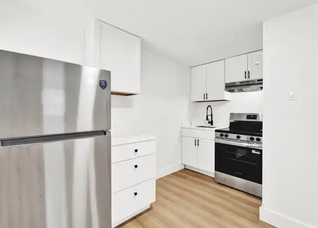 Property at 19859 Nicke St Unit 4, Clinton Twp, MI, 48035, 1 bed, 1 bath, [object Object]