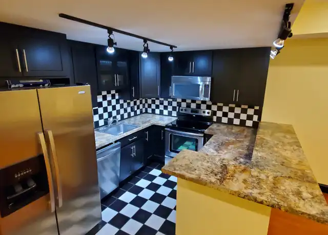 Property at 618 Hepburn St Unit n/a, Williamsport, PA, 17701, 1 bed, 1 bath, [object Object]