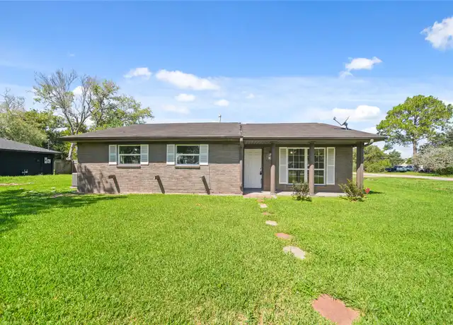 Property at 13411 Anna Ct, Santa Fe, TX, 77517, 4 beds, 2 baths, [object Object]