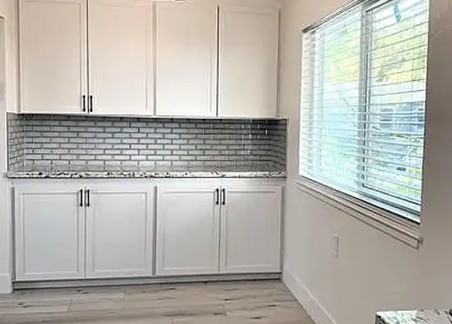 Property at 2311 U St, Sacramento, CA, 95818, 1-2 bed, 1 bath, [object Object]