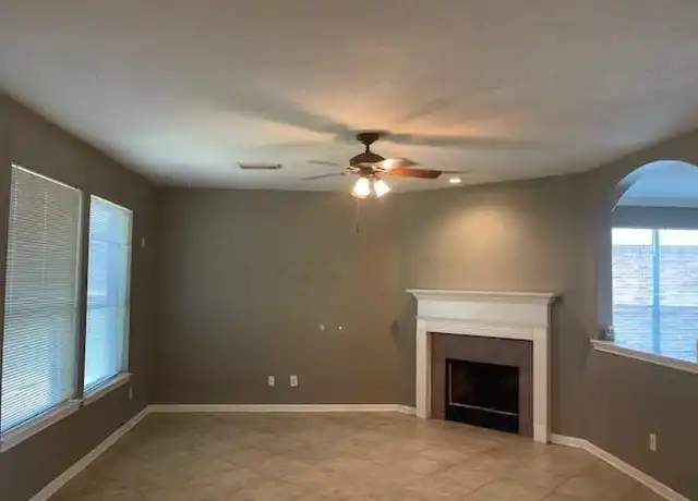 Property at 213 Rolling Springs Ln, Dickinson, TX, 77539, 4 beds, 2.5 baths, [object Object]