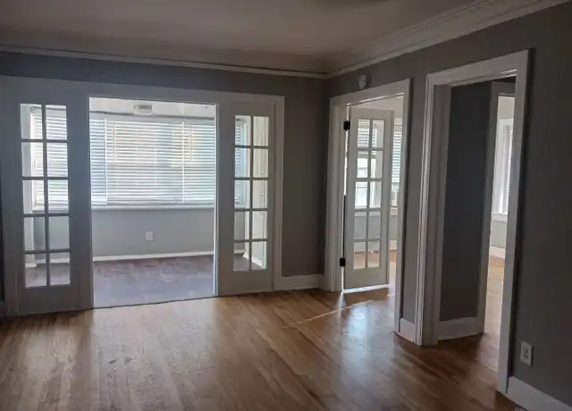 Property at 131 E 46th St, Kansas City, MO, 64112, 1 bed, 1 bath, [object Object]
