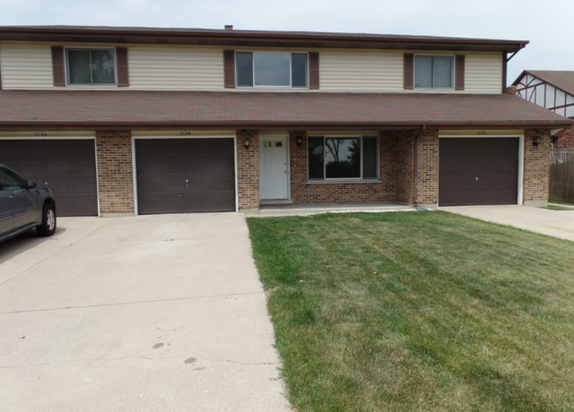 Photo of 315 Creekside Dr Unit B, Bloomingdale, IL 60108