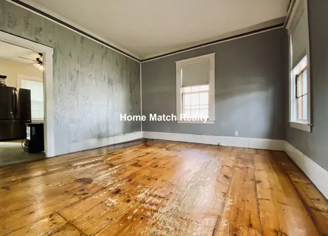 Property at 16 Montvale Ave, Stoneham, MA, 02180, 4 beds, 1 bath, [object Object]