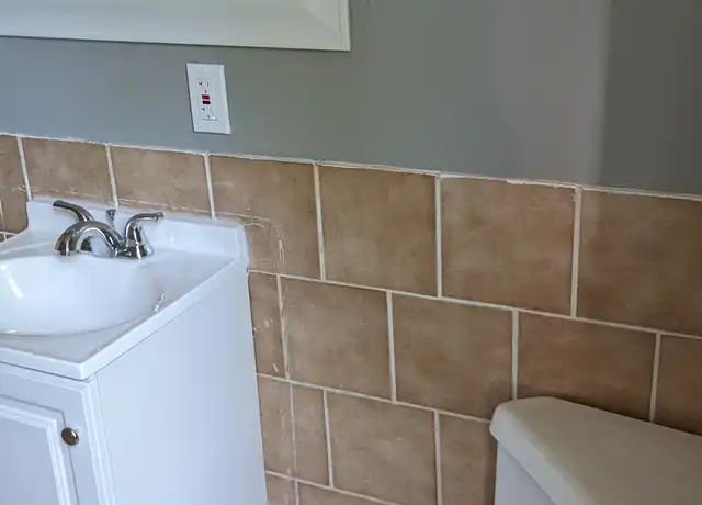 Property at 41 Hester St Unit 2, Little Ferry, NJ, 07643, 2 beds, 1 bath, [object Object]