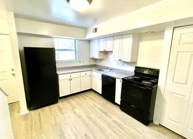 Property at 4378 Cottage Ave, St. Louis, MO, 63113, 2 beds, 1.5 baths, [object Object]