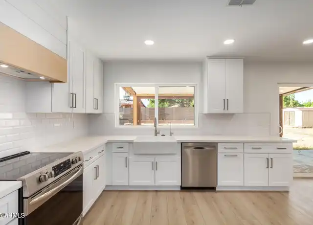 Property at 5038 E Winchcomb Dr, Scottsdale, AZ, 85254, 3 beds, 2 baths, [object Object]