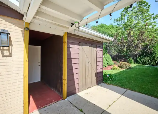 Property at 1226 Longmeadow Dr, Glenview, IL, 60025, 3 beds, 2 baths, [object Object]