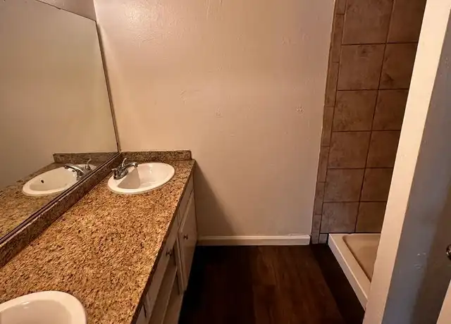 Property at 6004 Hill Dale Ct Unit B, Bakersfield, CA, 93306, 3 beds, 2 baths, [object Object]