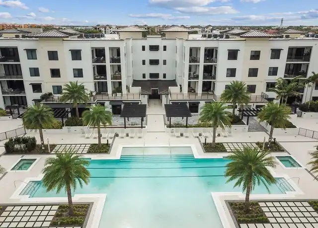 Property at 1125 Central Ave Unit 475, Naples, FL, 34102, 2 beds, 2.5 baths, [object Object]