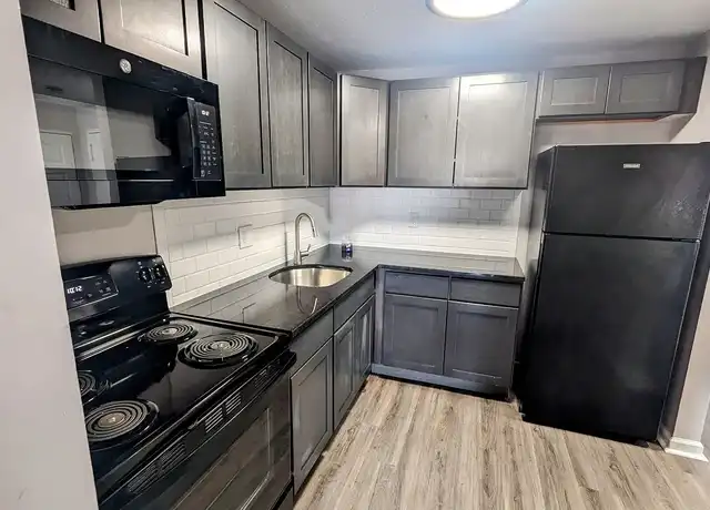Property at Eastwood Terrace - 366 Schraffts Dr, Waterbury, CT, 06705, 1 bed, 1 bath, [object Object]