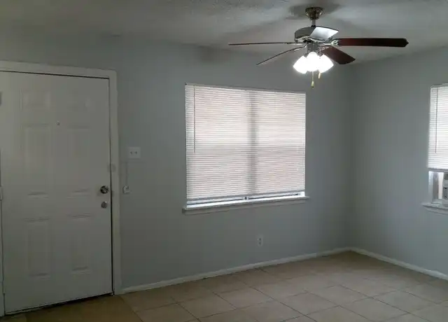 Property at 513 Probandt St #3, San Antonio, TX, 78204, 2 beds, 1 bath, [object Object]