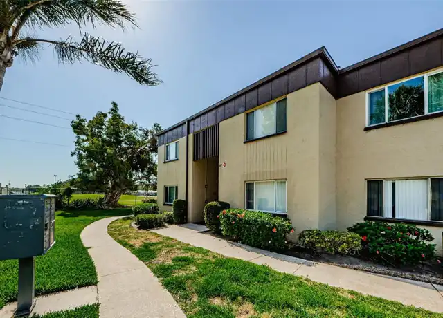 Property at 617 N Keene Rd Unit Q10, Clearwater, FL, 33755, 1 bed, 1 bath, [object Object]