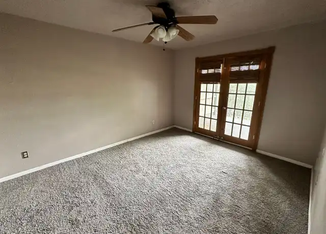 Property at 6704 N Meridian Ave Unit F, Oklahoma City, OK, 73116, 1 bed, 1 bath, [object Object]