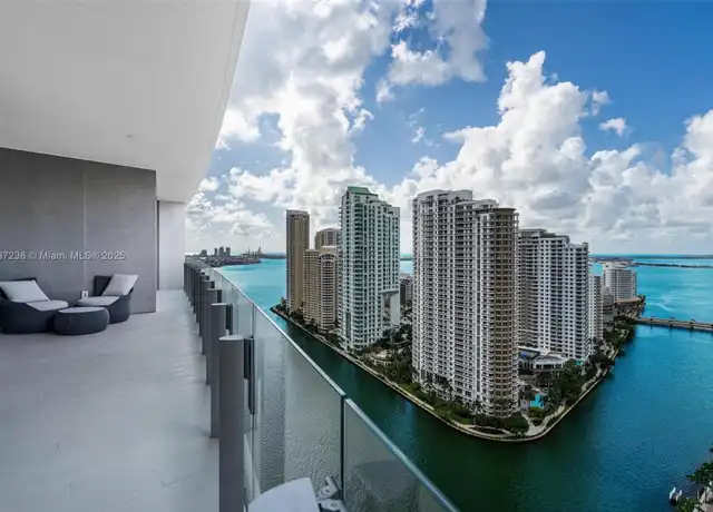 Property at 300 Biscayne Boulevard Way Unit 2706, Miami, FL, 33131, 2 beds, 2.5 baths, [object Object]