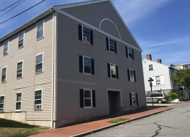 Property at 48 Brackett St Unit 5, Portland, ME, 04102, 2 beds, 1 bath, [object Object]