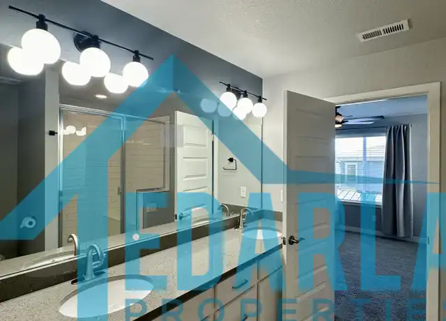 Property at 2389 S Tucson St, Aurora, CO, 80014, 2 beds, 3 baths, [object Object]