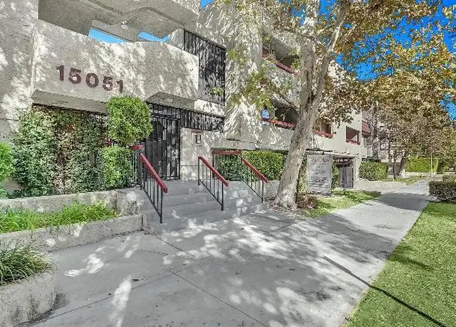 Property at 15051 Moorpark St, Sherman Oaks, CA, 91403, 1 bed, 2 baths, [object Object]