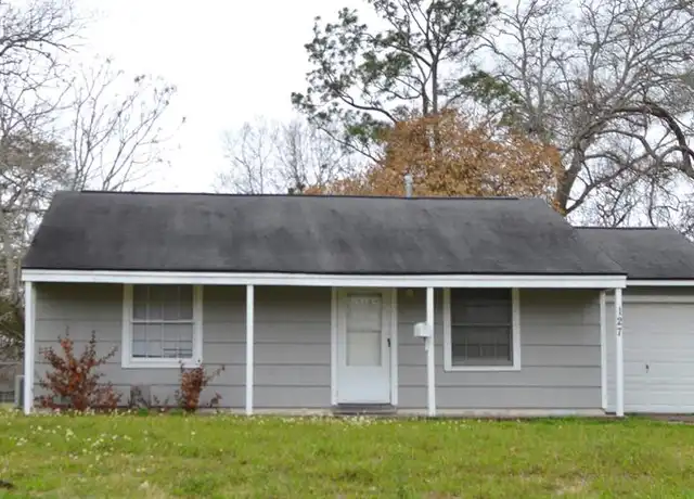 Property at 127 Holly St, Lake Jackson, TX, 77566, 2 beds, 1 bath, [object Object]