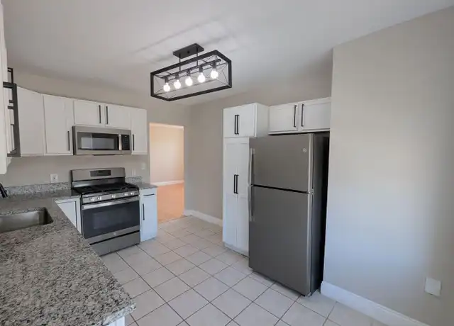 Property at 5755 Chippewa St Unit 5761 A Chippewa, St. Louis, MO, 63109, 3 beds, 2 baths, [object Object]