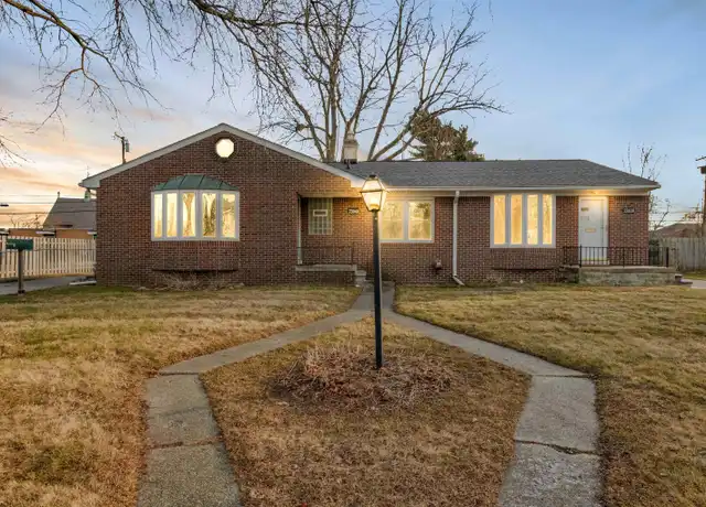 Property at 23038 Raymond St, Saint Clair Shores, MI, 48082, 2 beds, 1 bath, [object Object]